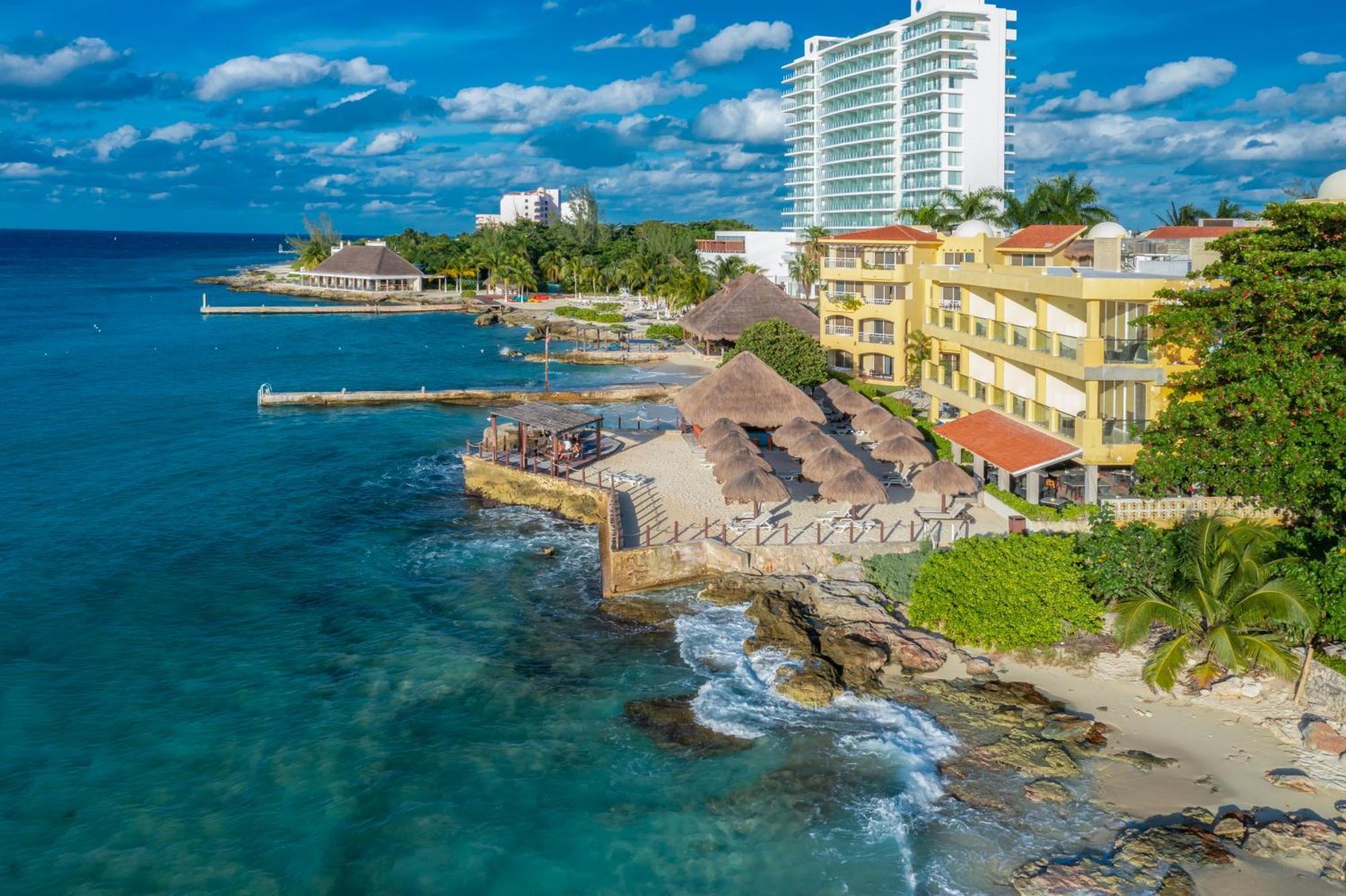 Playa Azul Cozumel Hotel Exterior photo