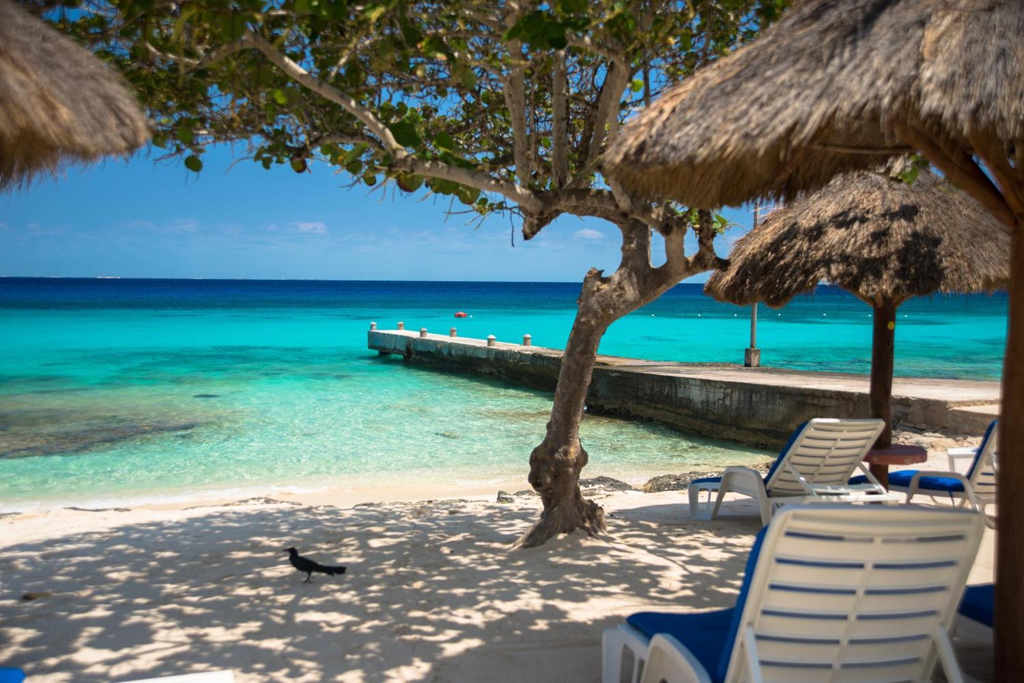 Playa Azul Cozumel Hotel Exterior photo